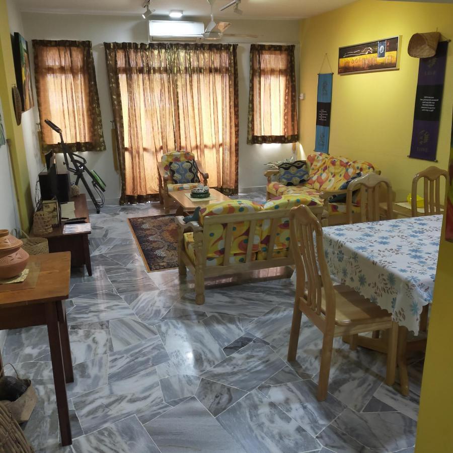 Relaxing Retreats At Cocobay Apartments Port Dickson Luaran gambar
